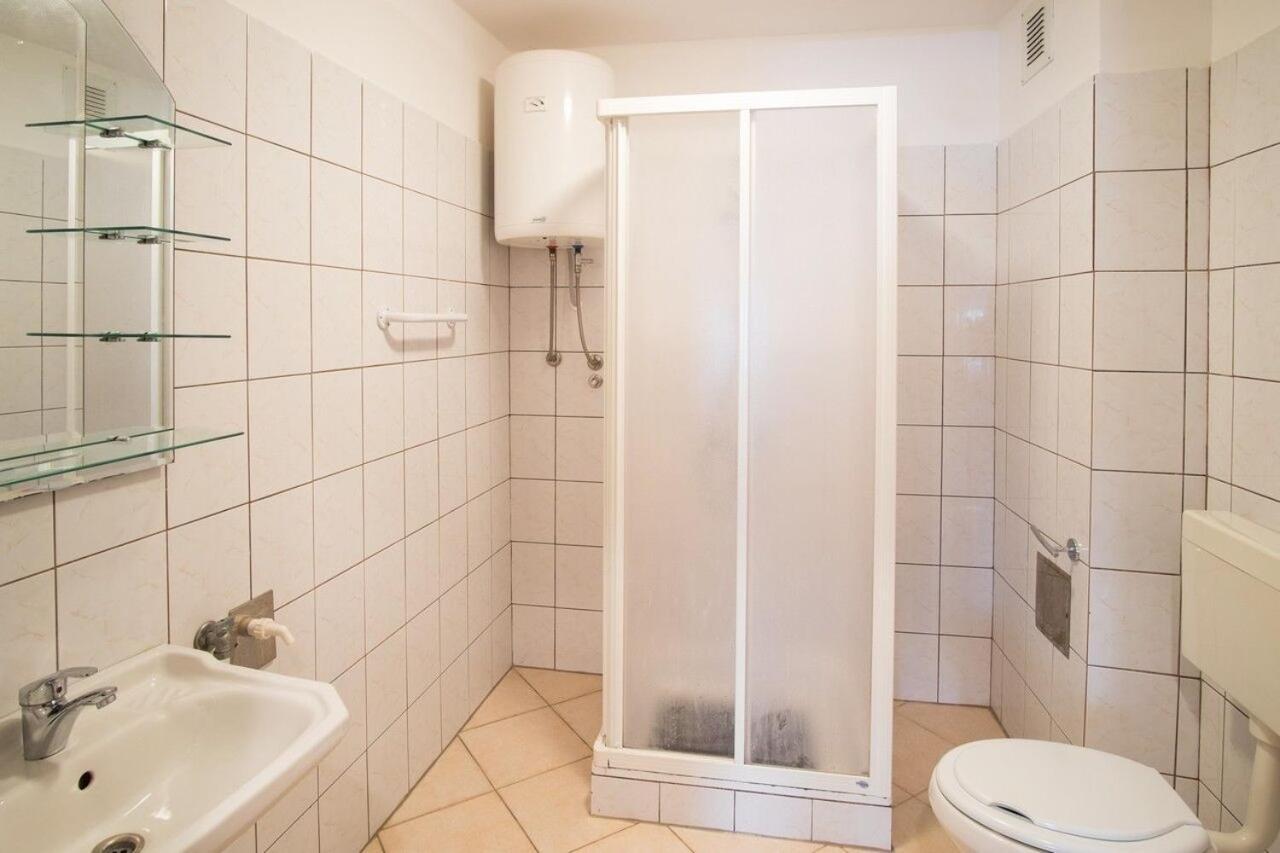 Apartment Polo Vrbnik Kültér fotó